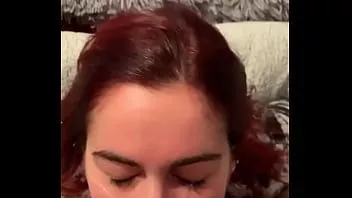 play Compilare de cumshot pe roșcată bustoasă