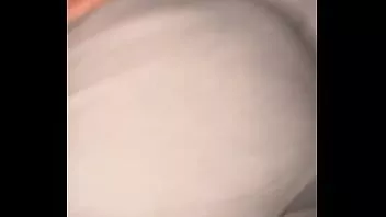 Odtwórz Moje strzały w plecy sprawiają, że nazywa mnie tatusiem