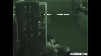 Oynat Azgın inşaat sürtük berbat üzerinde horoz