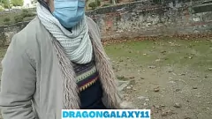 Oynat Açık Halka açık oral seks: Sıcak esmer, Stepis'in talebi konusunda riskli BJ verir