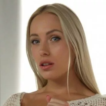 ポルノスター Angelika Grays