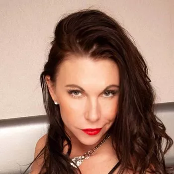 Pornstar Piper Press